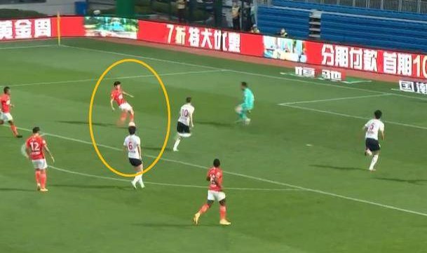  德甲本轮最佳阵容揭晓多位本土新星强势入选  