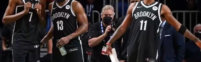  76人哈登三双难救主 尼克斯终结连败  