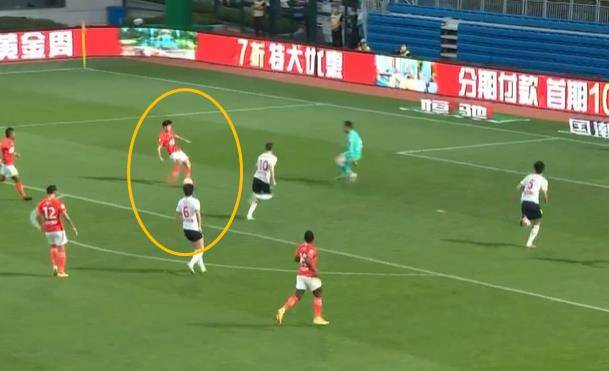  德甲本轮最佳阵容揭晓多位本土新星强势入选  